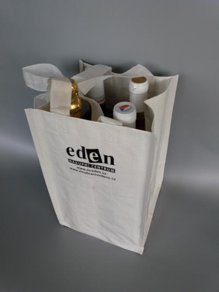 Praktické tašky na víno